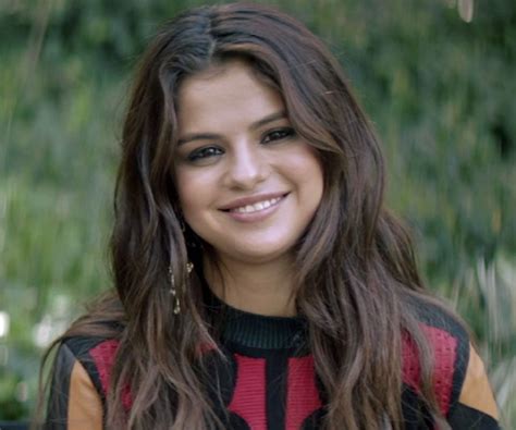 selena gomez wikipedia personal life.